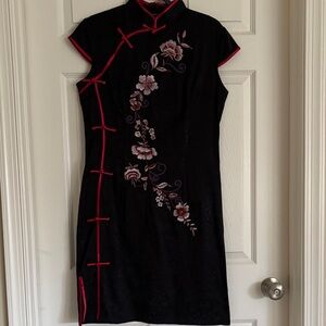 Black and Red Floral Cheongsam Dress Size M or Women’s 8! Worn Once!